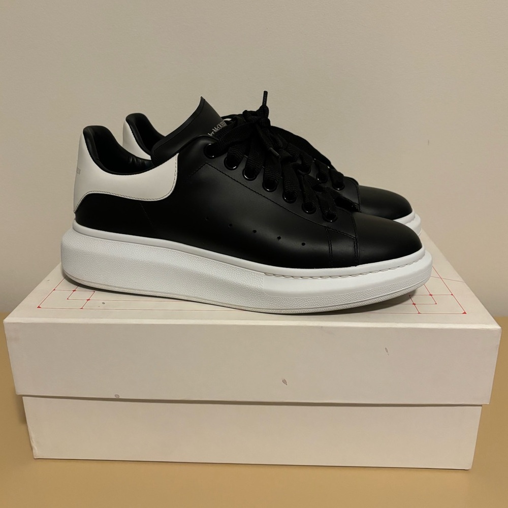 Black Alexander McQueen Sneakers